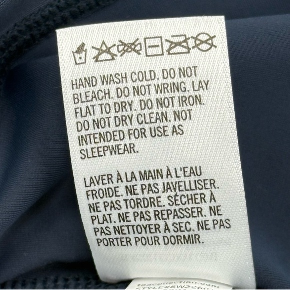 NWT Tea Collection Boys Kids Swim Rash Guard Shirt - Navy & Red Orange Size 2 - Picture 2 of 7